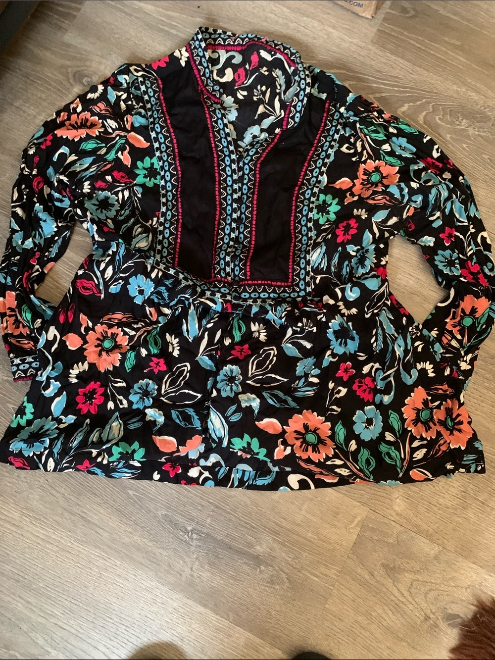 Black Floral Embroidered Peasant Tunic - Multicolor
